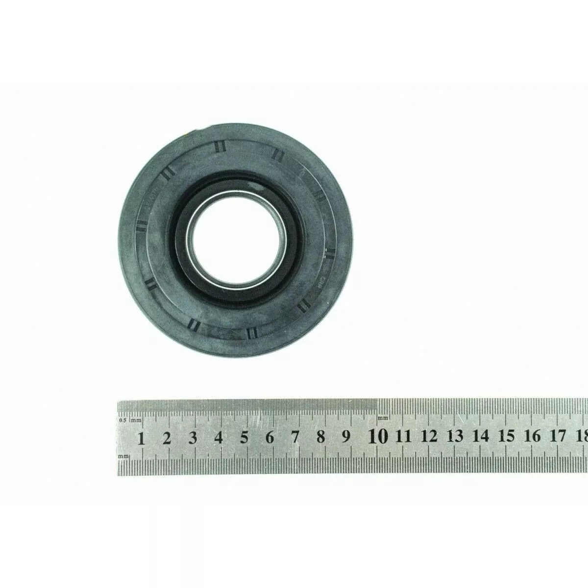 Front Pinion Seal Fits Kubota M8540DT Series Tractor