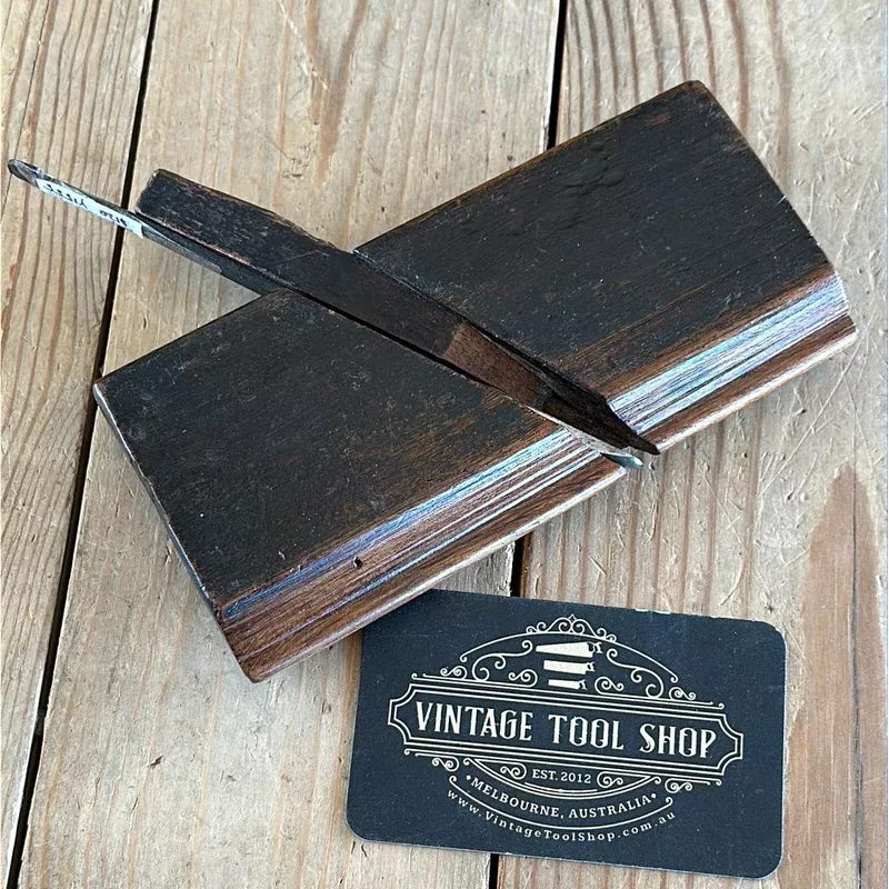 Y1555 Antique FRENCH small Wooden Hollowing PLANE